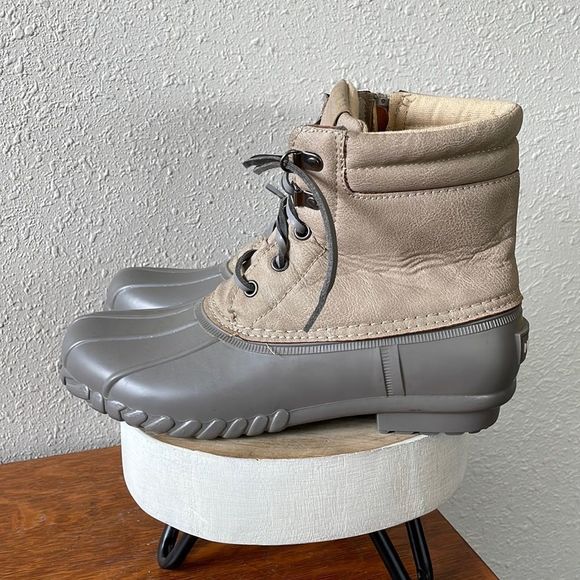 Nautica Other - Nautica Waterproof Duck Boots Size 9